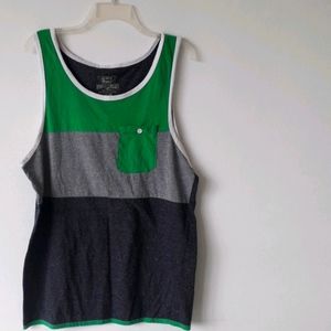 Tank top w front pocket